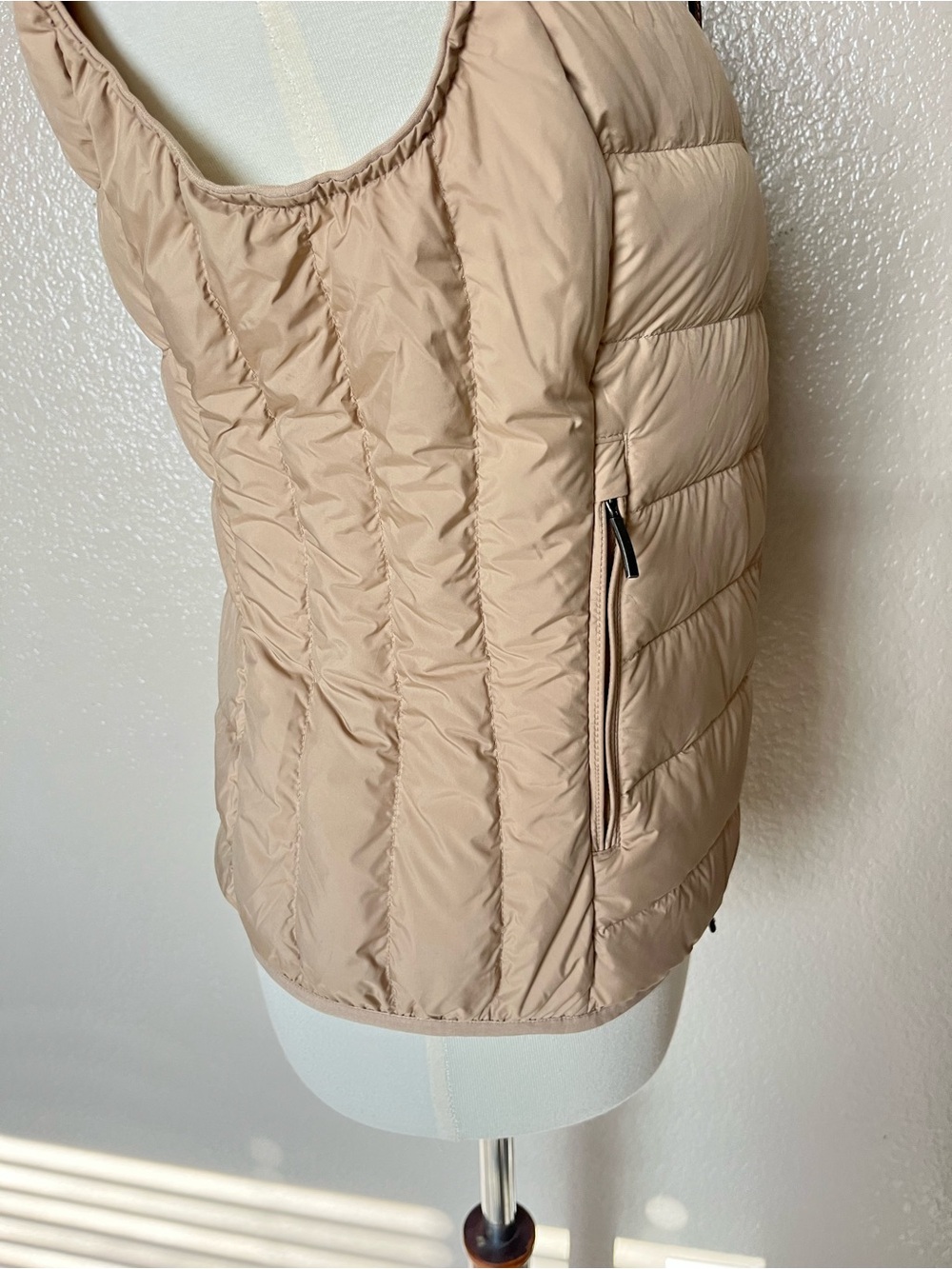 Parajumpers Women’s down vest small - Picture 4 of 9